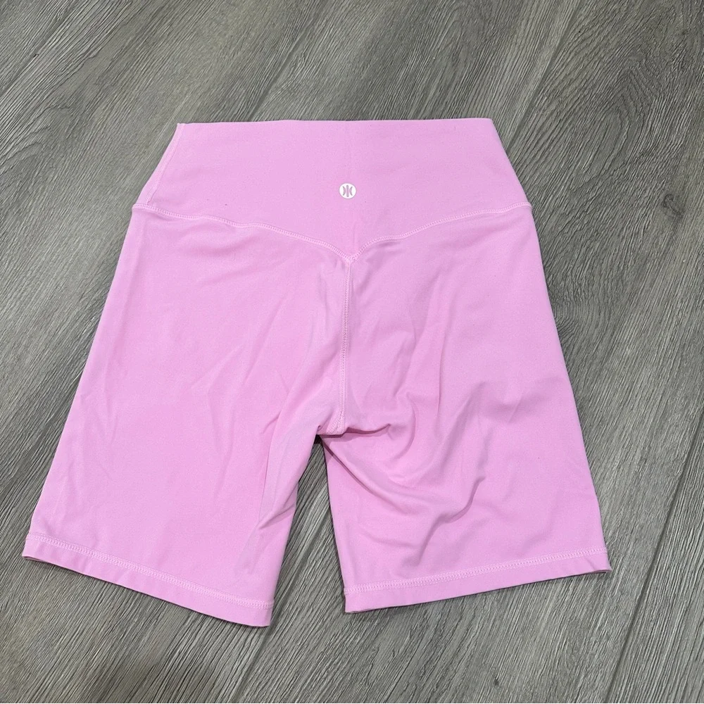 Pink Athletic Shorts with High-Waisted Stretch - Picture 3 of 3
